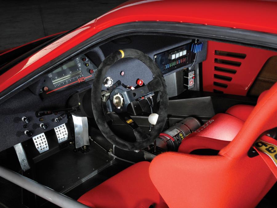 Панель приборов Ferrari F40 LM by Michelotto 1988 года  (фото 21 из 51)